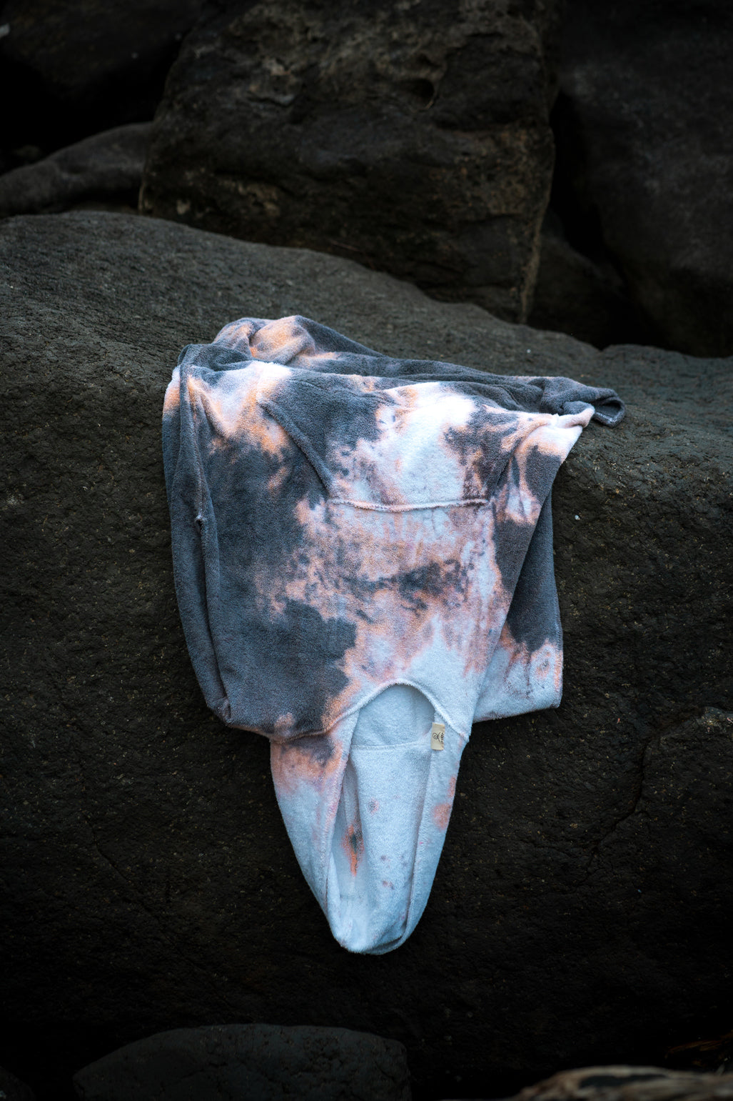 unisex surf poncho hand dye in australia