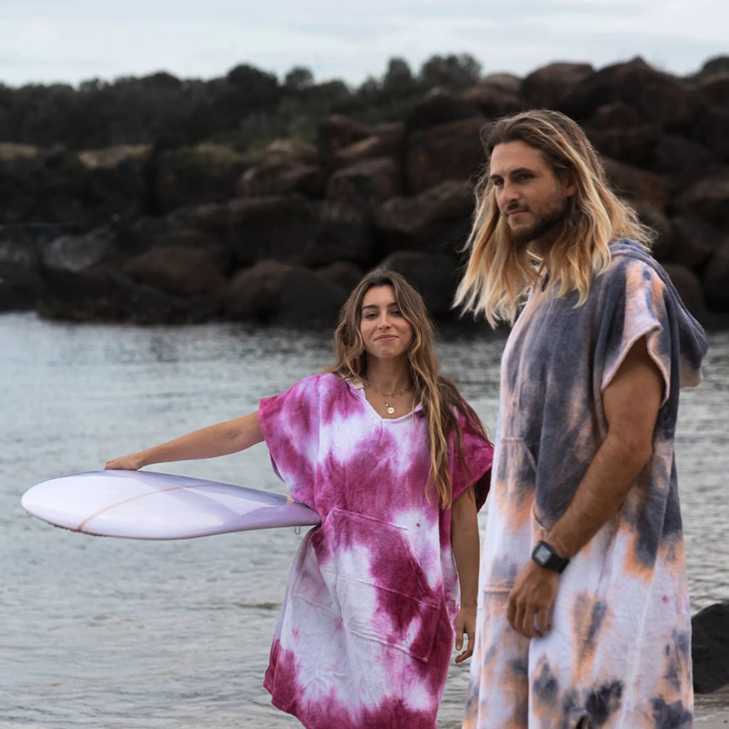 TIE DYE SURF TOWEL PONCHO LATINA BEACH