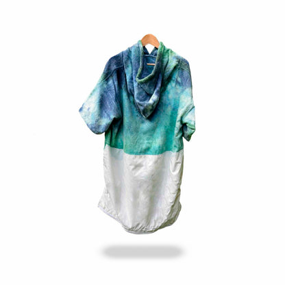 Cotton tie dye blue and green surf poncho Latina Beach
